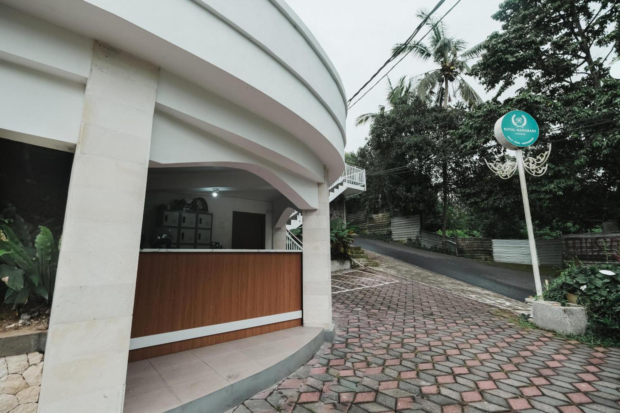 Royal Maharani Payogan Bed and Breakfast Ubud Buitenkant foto
