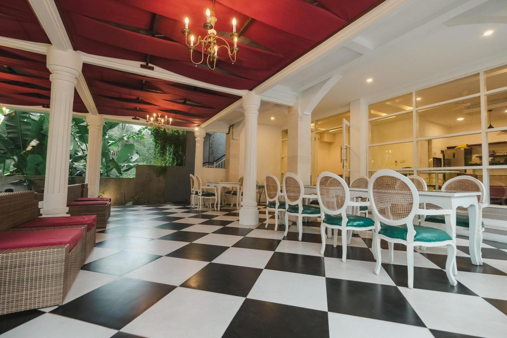 Royal Maharani Payogan Bed and Breakfast Ubud Buitenkant foto